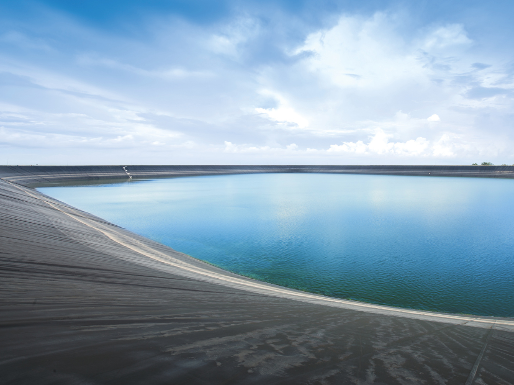 Secure and Reliable Water Storage with Plastika Kritis Geomembranes